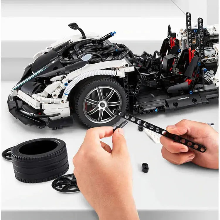 PAGANI HUAYRA ROADSTER 2896PCS